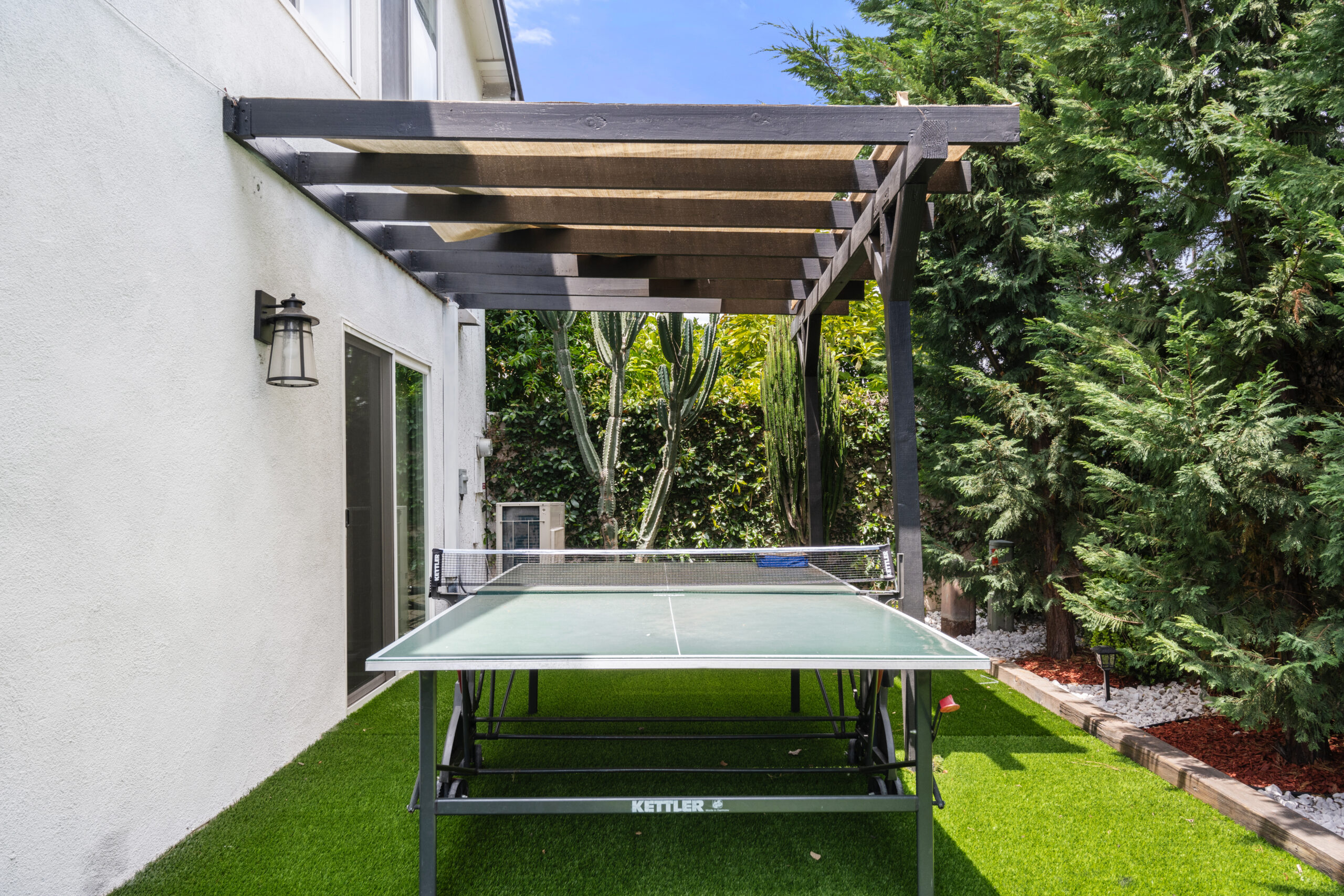 Outdoor living and recreation space